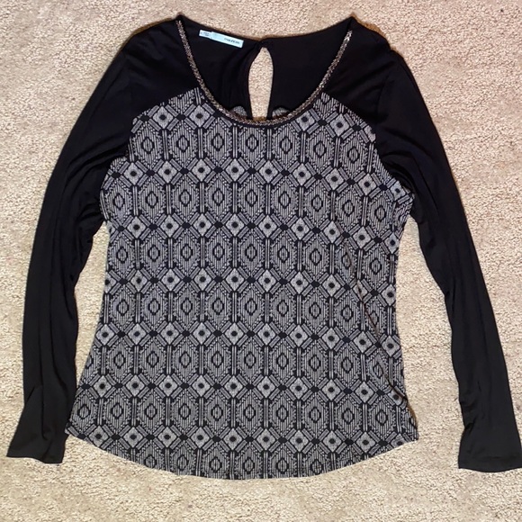 Maurices Black & White Pattern Top - Picture 1 of 5